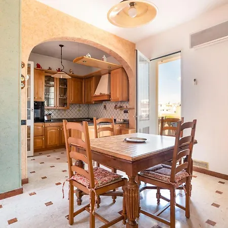 Casa Girasole شقة تريكاس
